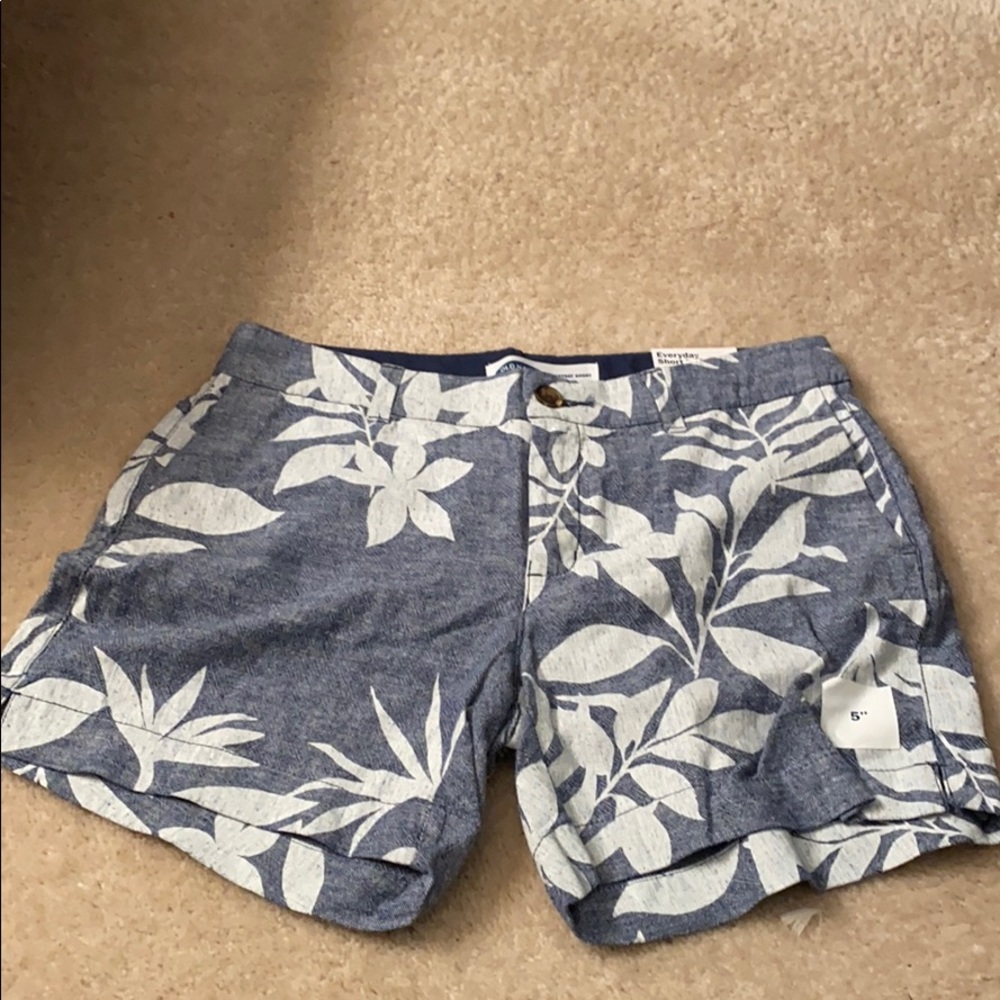 5” linen blend floral shorts